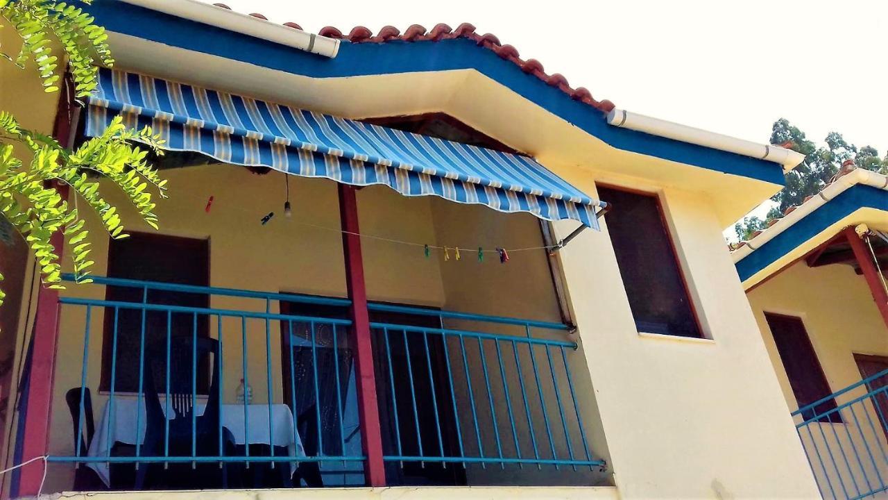 Ramo'S Cozy Beachside Haven With Panoramic Views - 1St Vlore Exterior photo